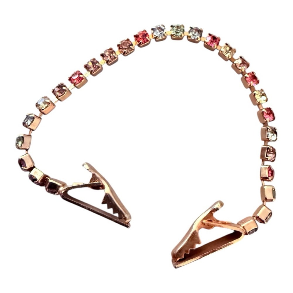 1950’s Multicolor Rhinestone Sweater Clip w/Goldtone Hardware, Divine piece! 8”